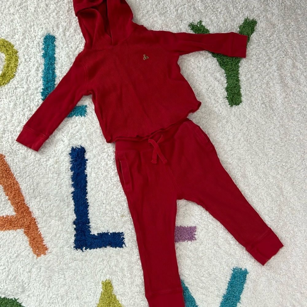 Baby Gap matching set